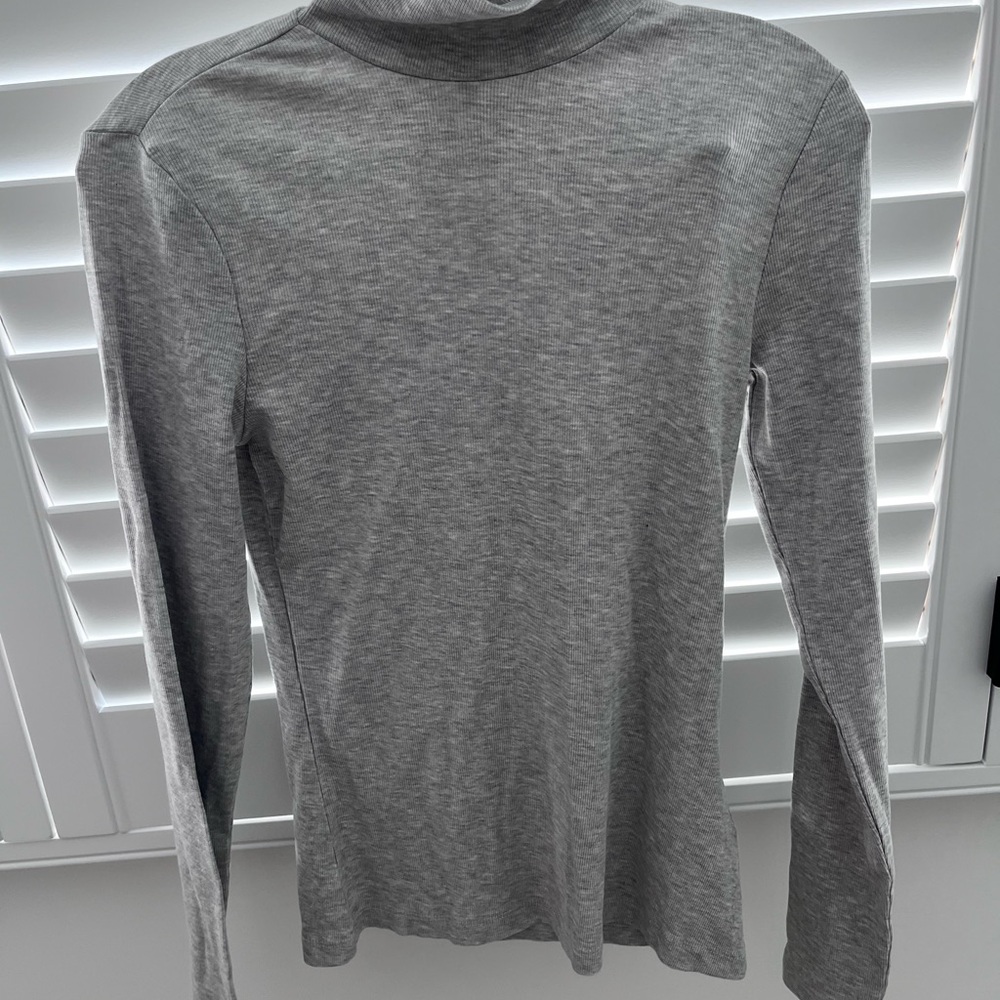 NWT grey top from H&M
